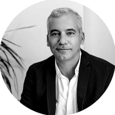 Retrato de Enrique Castilla, del equipo de Esmeeting.